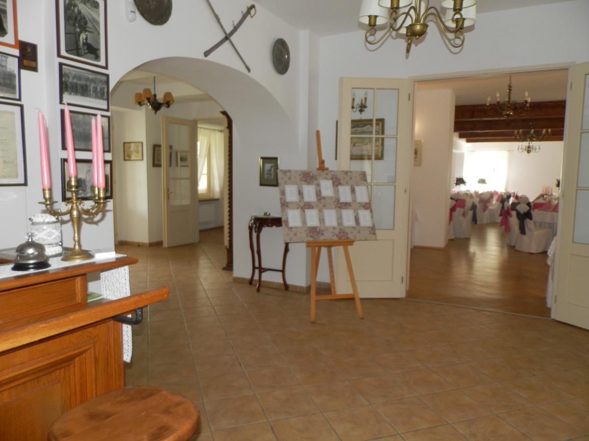 مبيت وإفطار Zelazowa Wola Dwor Strzyzew المظهر الخارجي الصورة
